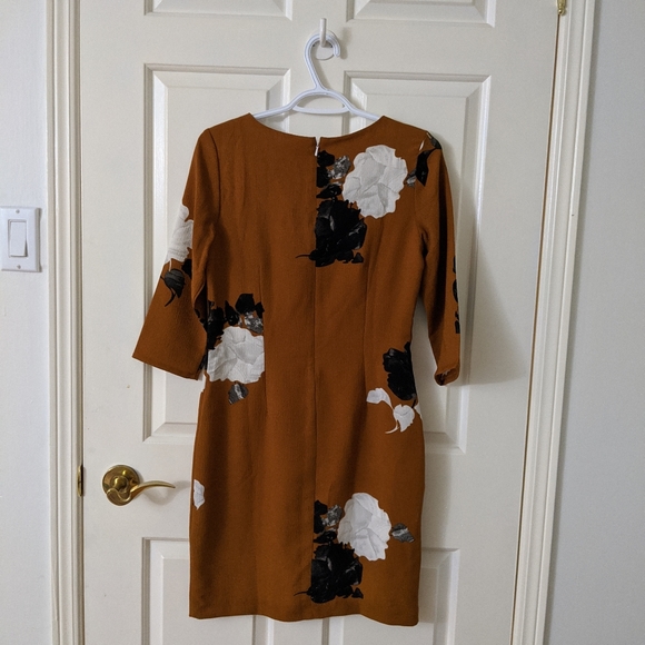 Casual dress - Picture 3 of 4